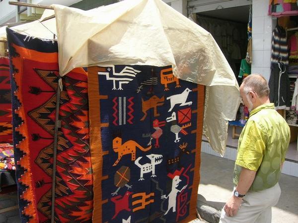 Otovalo - Crafts Market