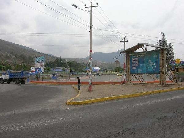 The entrance to Mittad del Mundo