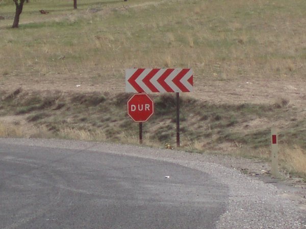 "Dur" aka "stop"