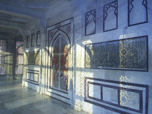 Marble gallery