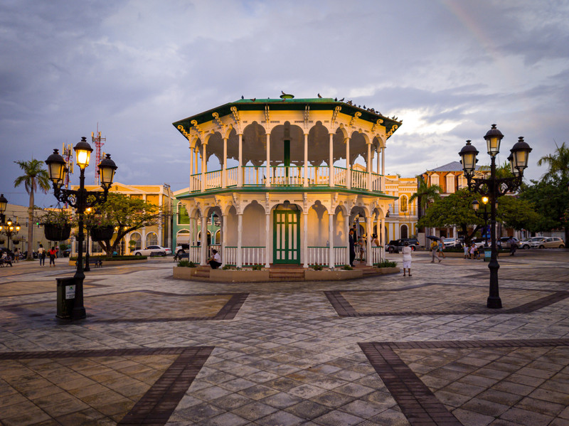 Parque Central in Puerto Plata at sunset