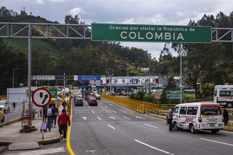 Adios Colombia, Bienvenido a Ecuador
