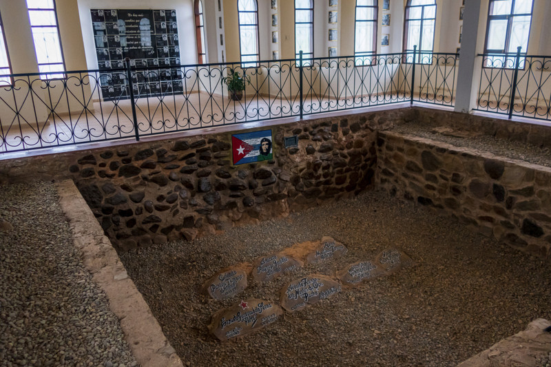 Che's original and secret grave