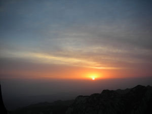 Sunrise on Hua Shan
