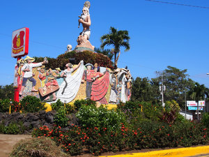 Crazy Nicaraguan Roundabouts #2 