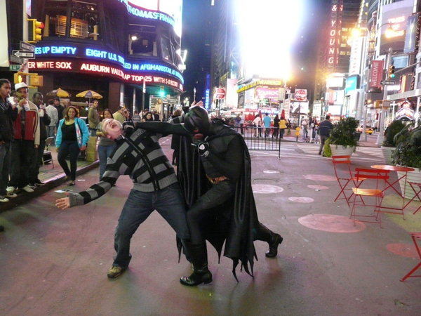batman wipes out criminals on times square (pooaahhww!@#$%)