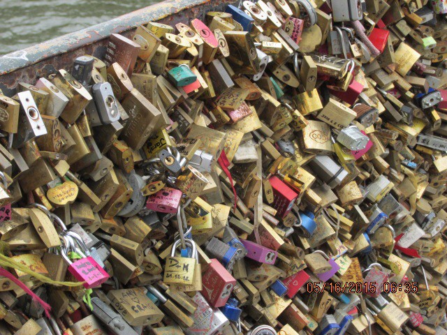 Lots of lovers locks here.