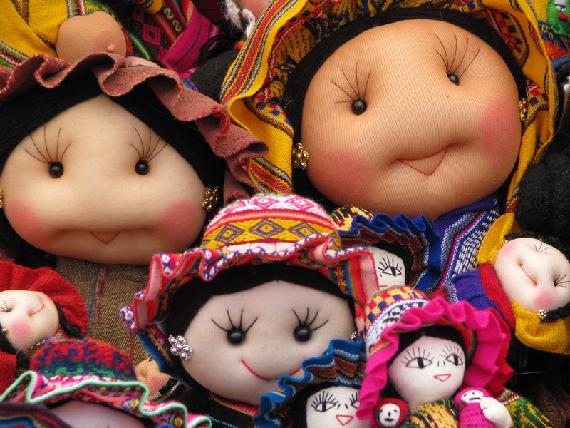 Market dolls 