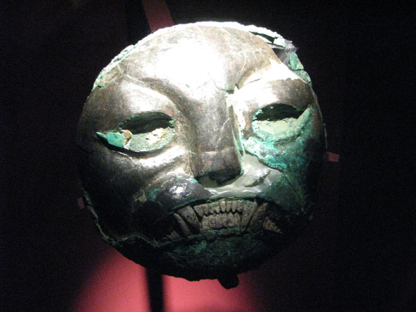 Mask from Sipan