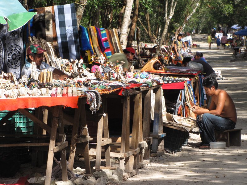 A bagillion artisans at Chichen Itza
