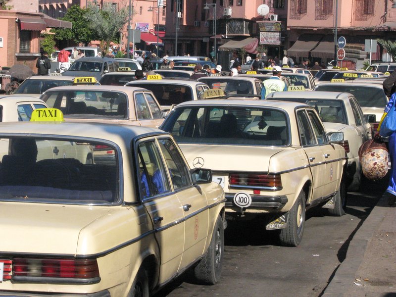 Hundreds of taxis