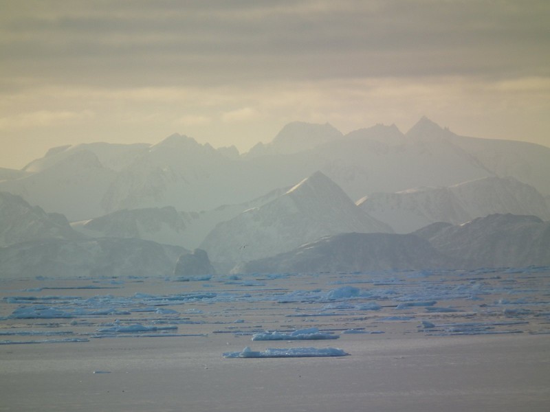31) North Coast of Spitsbergen