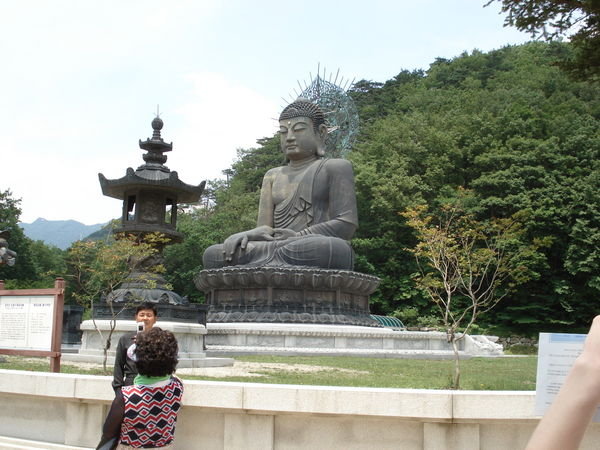 Big Buddha at base of Seoraksan Mt.