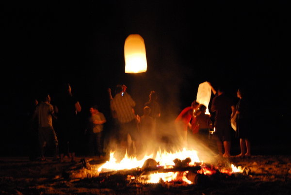 group sends lanterns up