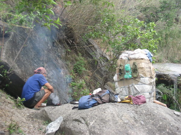 A porter cooking along the circuit