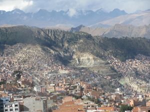 our first view of sprawling la paz