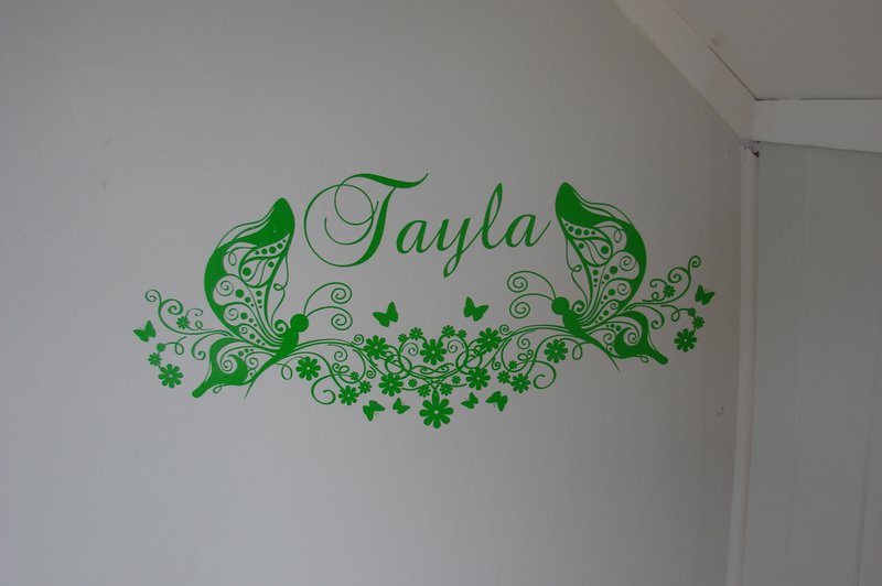Tayla's pretty motif.