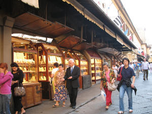 Jewelry shops on the Ponte Vecchio bridge