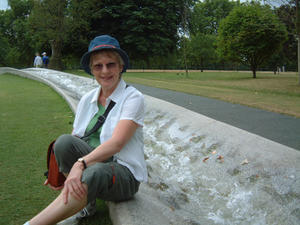 Mum Kensington Gardens