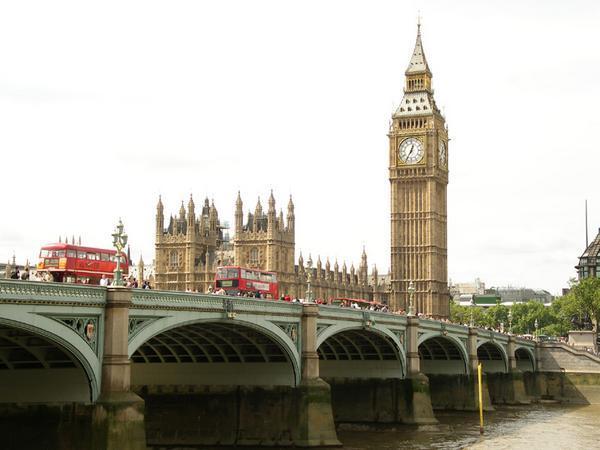 Big Ben & Houses of Parliament