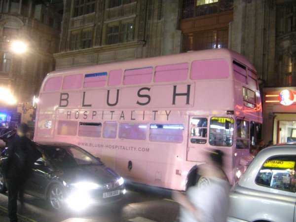rosa bus