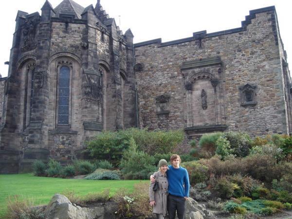 Tim and Samanta Chillin in the Edinburgh Castle