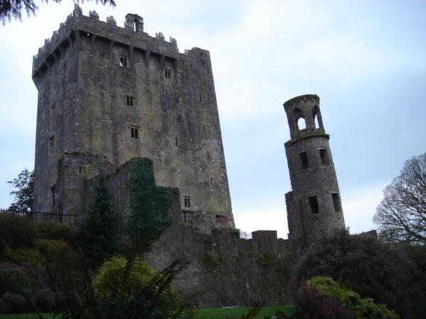 The famous castle where the Blarney stone lives