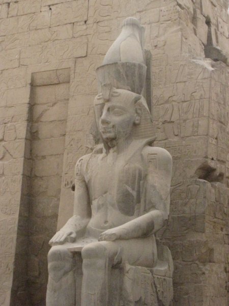 Rameses statue