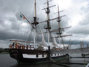The ship in harbour
