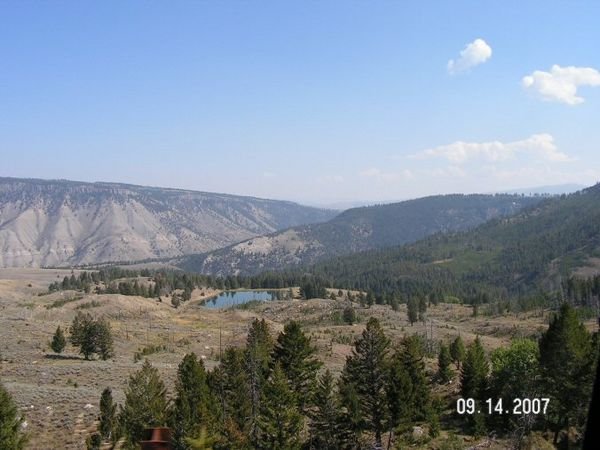 another view of Yellowstone1
