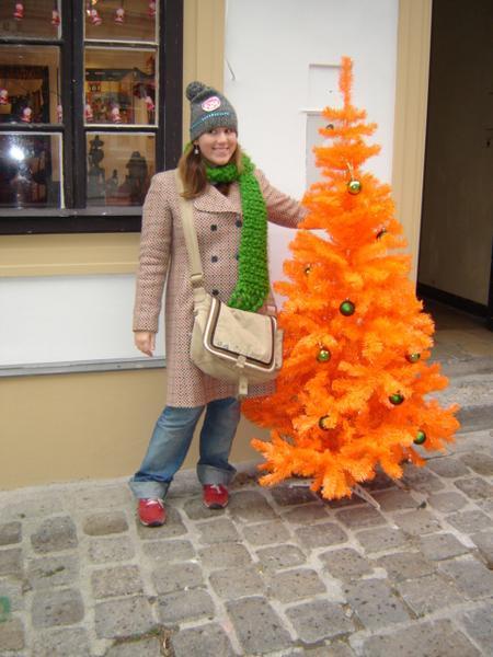 me and a really loud christmas tree