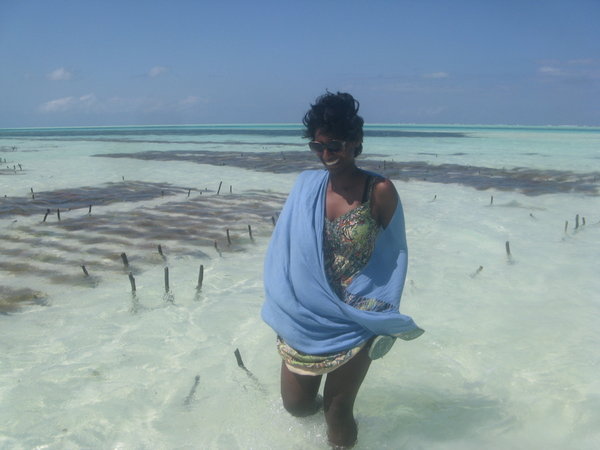 Kam in front of a seaweed patch