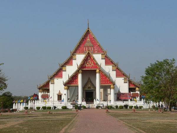 Viharn Phra Mongkol Bopit