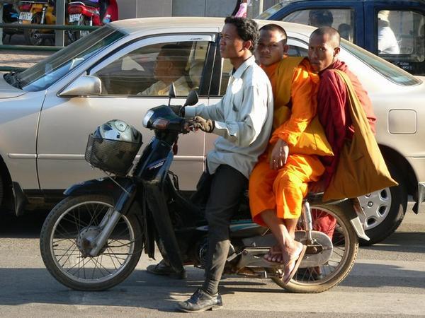 Side-saddle monks