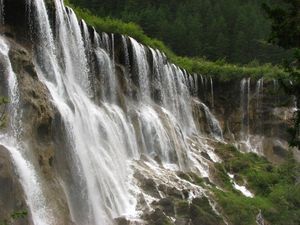 Nuorilang Falls