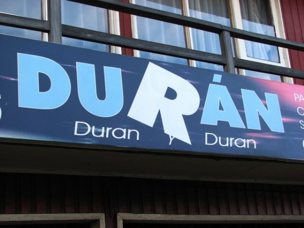 Is there something I should know?  Yes, it´s Duran Y Duran, NOT Duran Duran, OK?