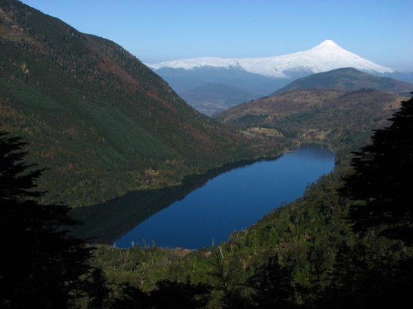 Lago Tinquilco and Volcan Villarrica