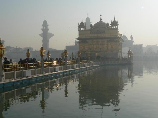 Causeway leading to Golden Temple