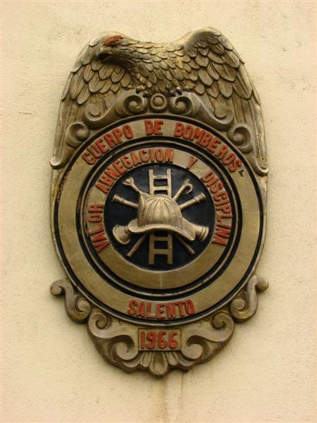 Firefighters' crest