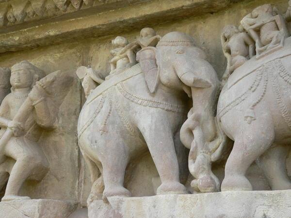 Acrobats on elephant