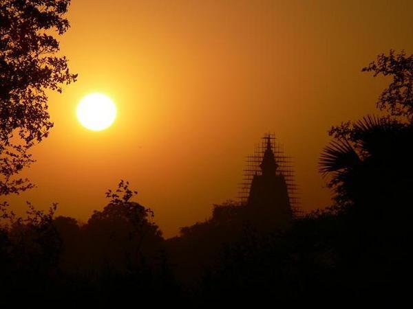 Sunset over the Mahabodhi temple