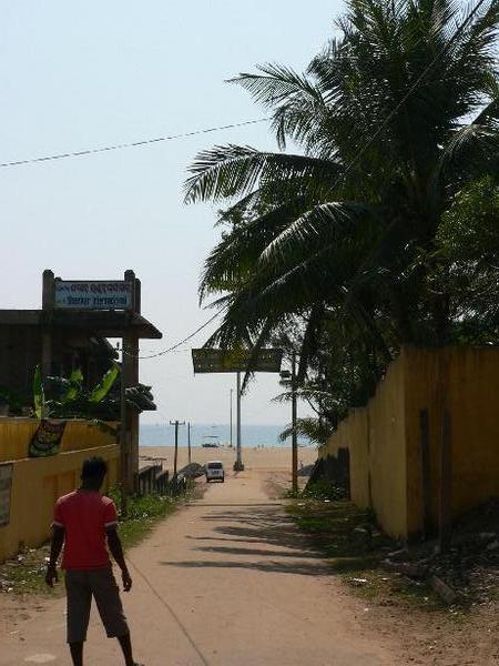 The street to the beach