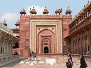 Jami Masjid side gate