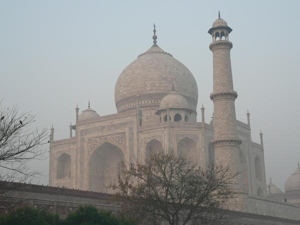 Taj Mahal at dawn