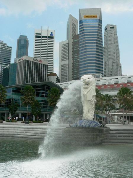 Merlion and skyscrapers