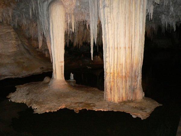 Lake Cave
