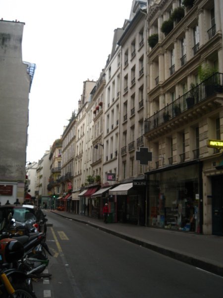 General street shot of Paris