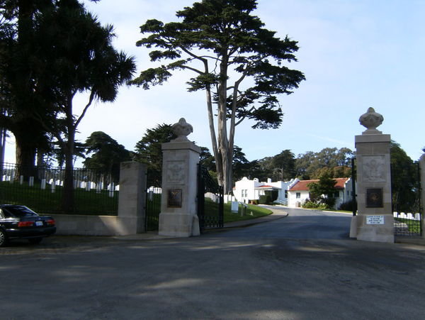 San Francisco National Cemetery entrance
