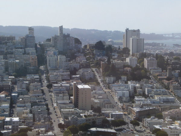 Lombard Street in the distance