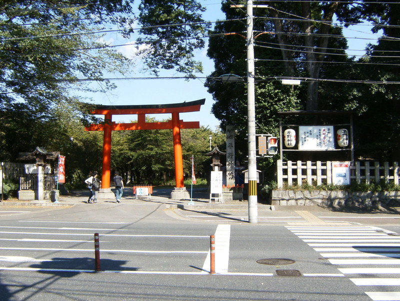 Hirano Shrine Entrance